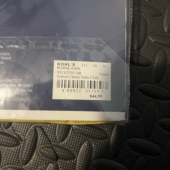 Croft&Barrow spring floral collection Buttercup tablecloth - Picture 4 of 5